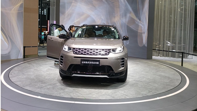 Piatti girevoli per showroom di auto premium a 360&deg; | Tecnologia Pin-Gear
